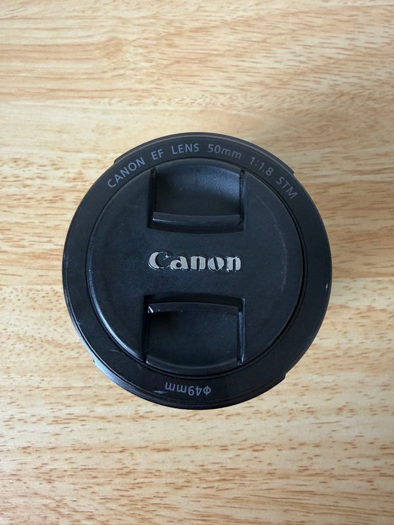 Canon EOS 6D Mark II 本体+ 50mm F1.8単焦点レンズ