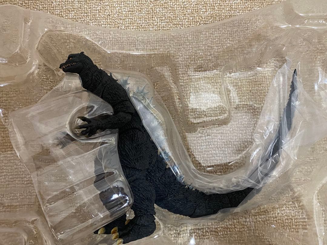 S.H.monsterarts ゴジラ2004 初版
