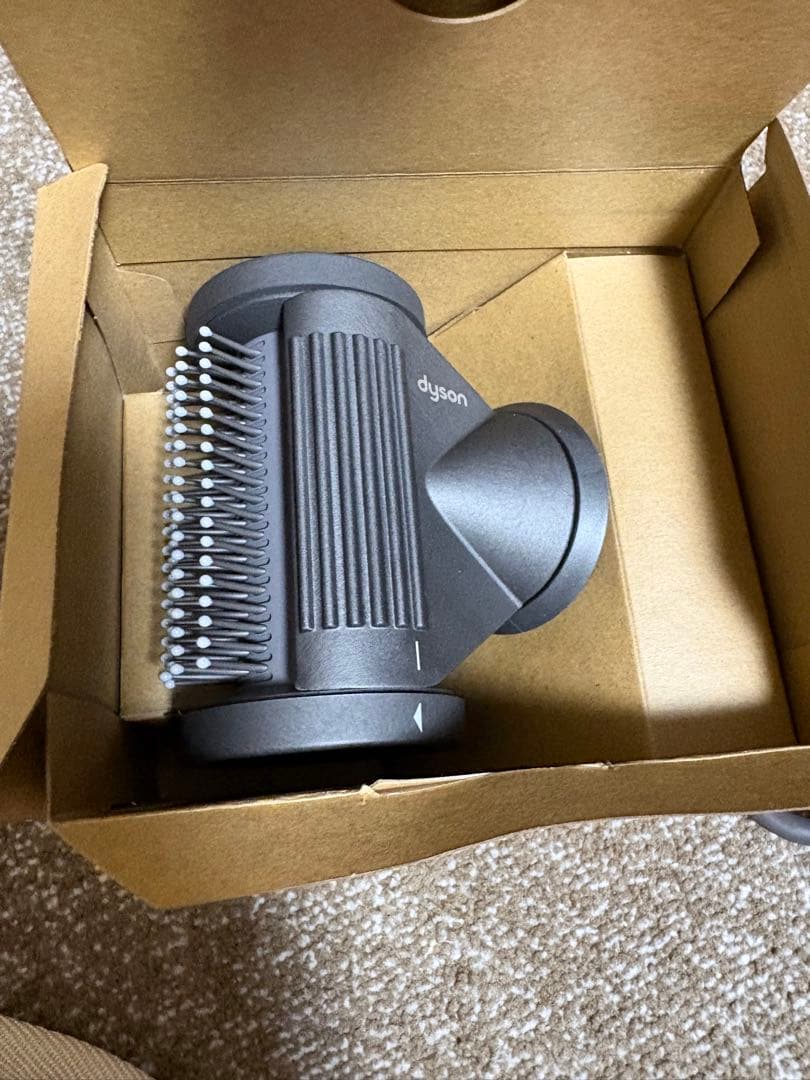 DysonドライヤーHD15 美品