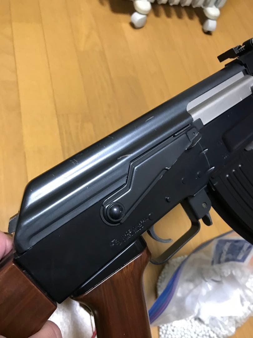 バッテリー破損　AK-47 東京マルイ　スタンダード