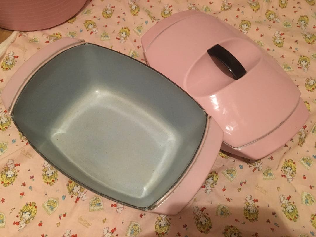 期間限定　ル・クルーゼ  ヴィンテージ　コケル　ピンク　大　小　2個セット　レア