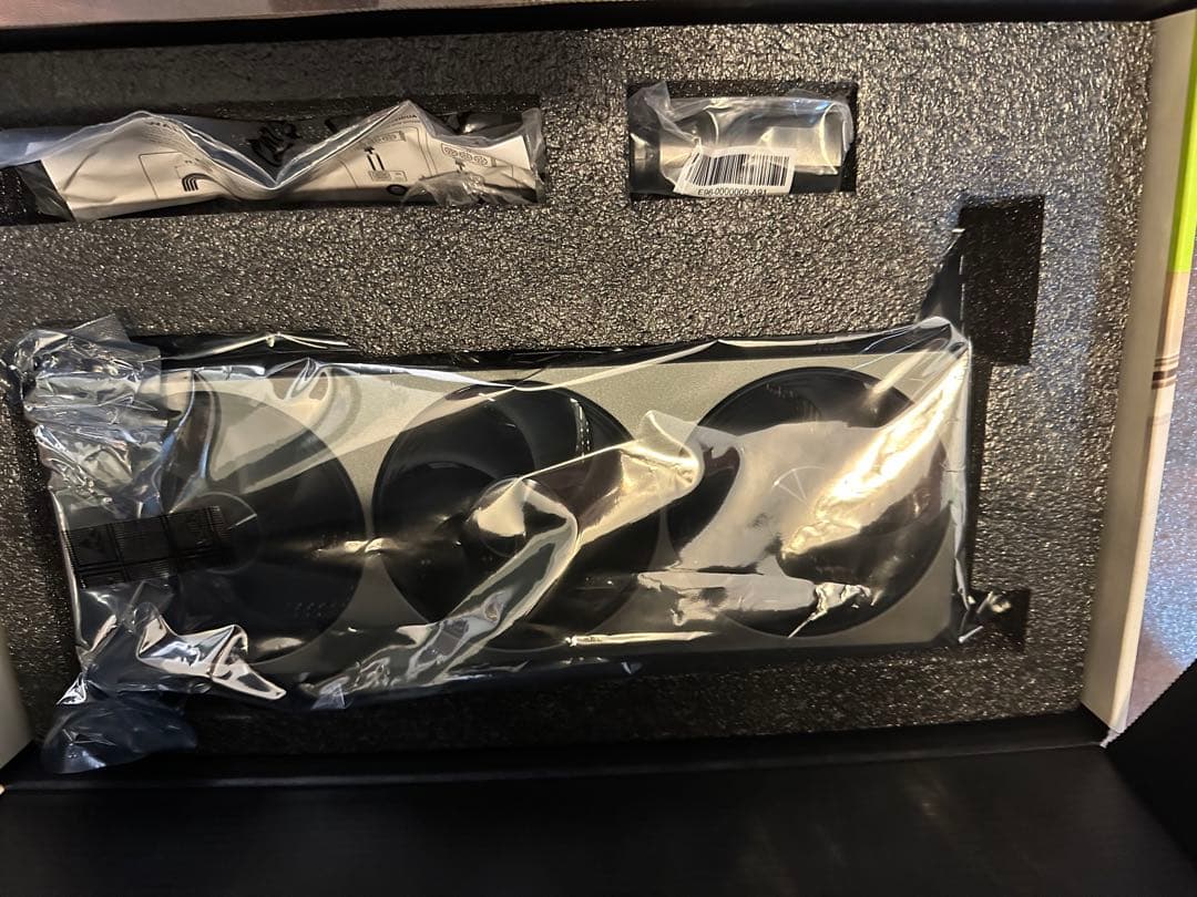 MSI RTX 5070 Ti 16G INSPIRE 3X OC【保証あり】