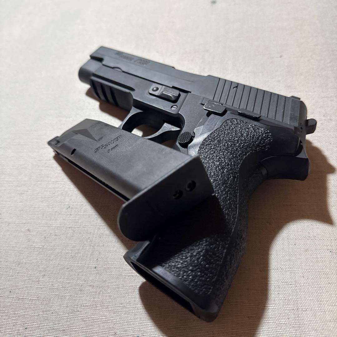 TOKYOマルイ シグ ザウエル P226 E2 ガスガン サバゲー