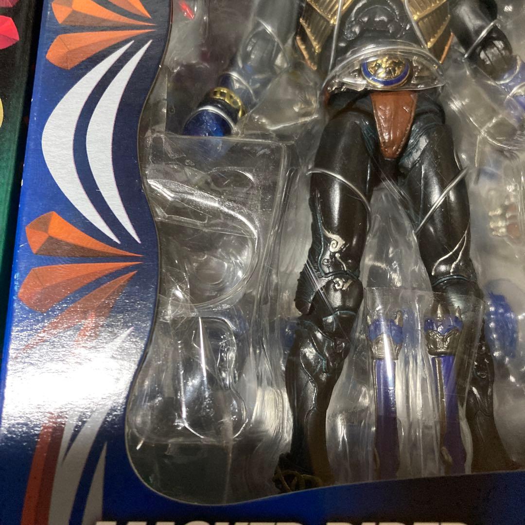 美品S.I.C 仮面ライダー響鬼(紅)威吹鬼　斬鬼　轟鬼