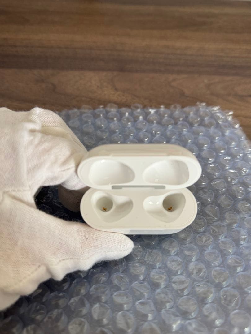 ⭐︎美品⭐︎Air pods3【シリコンケース付】