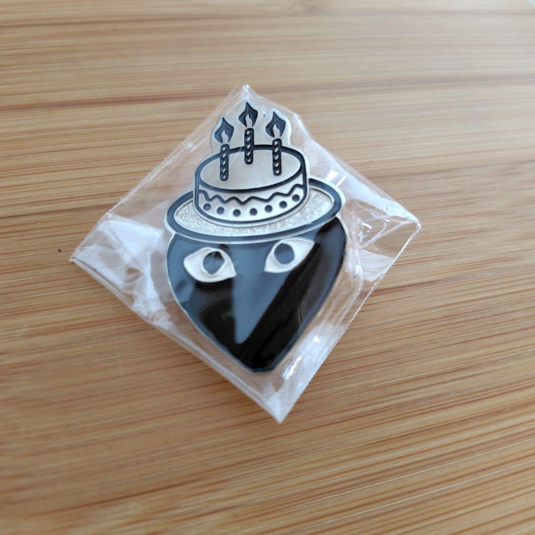 COMME des GARCONS　コムデギャルソン　ピンバッジ