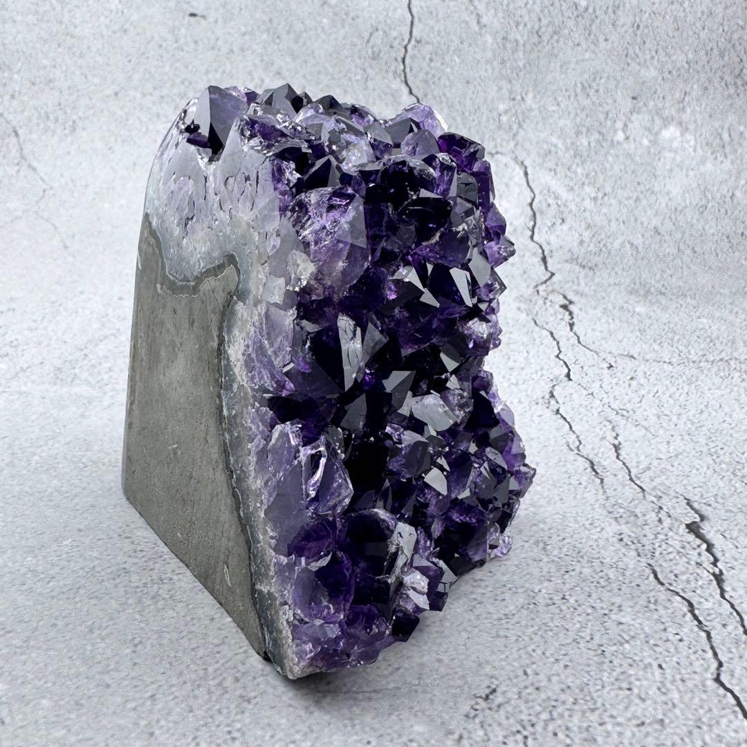 G-195高品質アメジスト クラスター ドーム　ウルグアイ産 高濃度 天然石