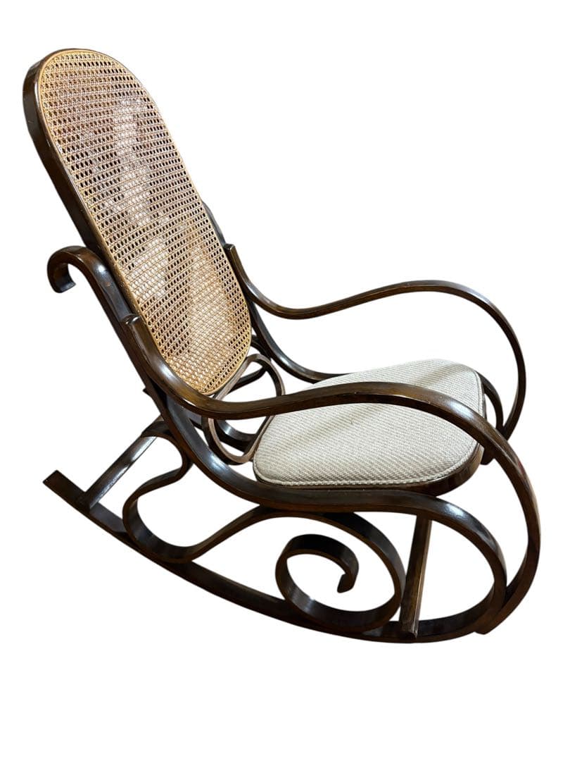 ロッキングチェアー　大型アンティーク家具