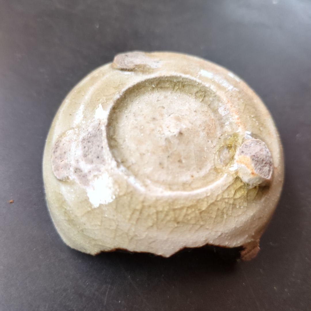 陶器製小盃 約6cm　黄瀬戸の盃