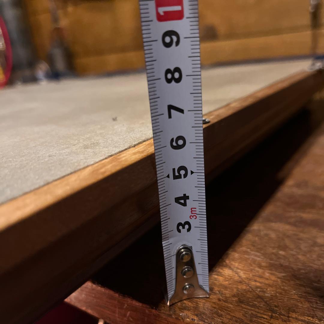 ヴィンテージ花瓶の花