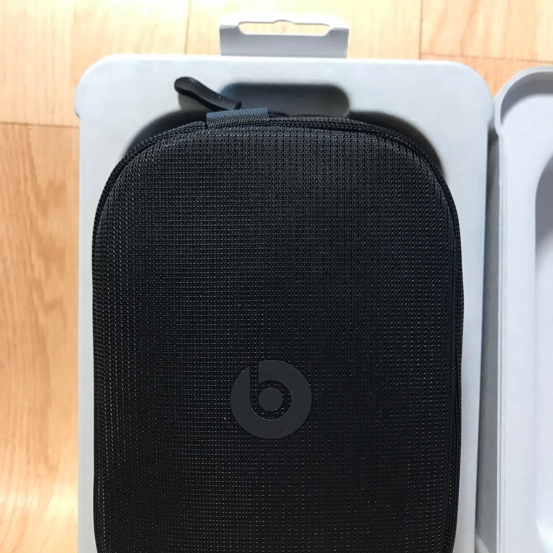 Beats Studio Pro サンドストーン