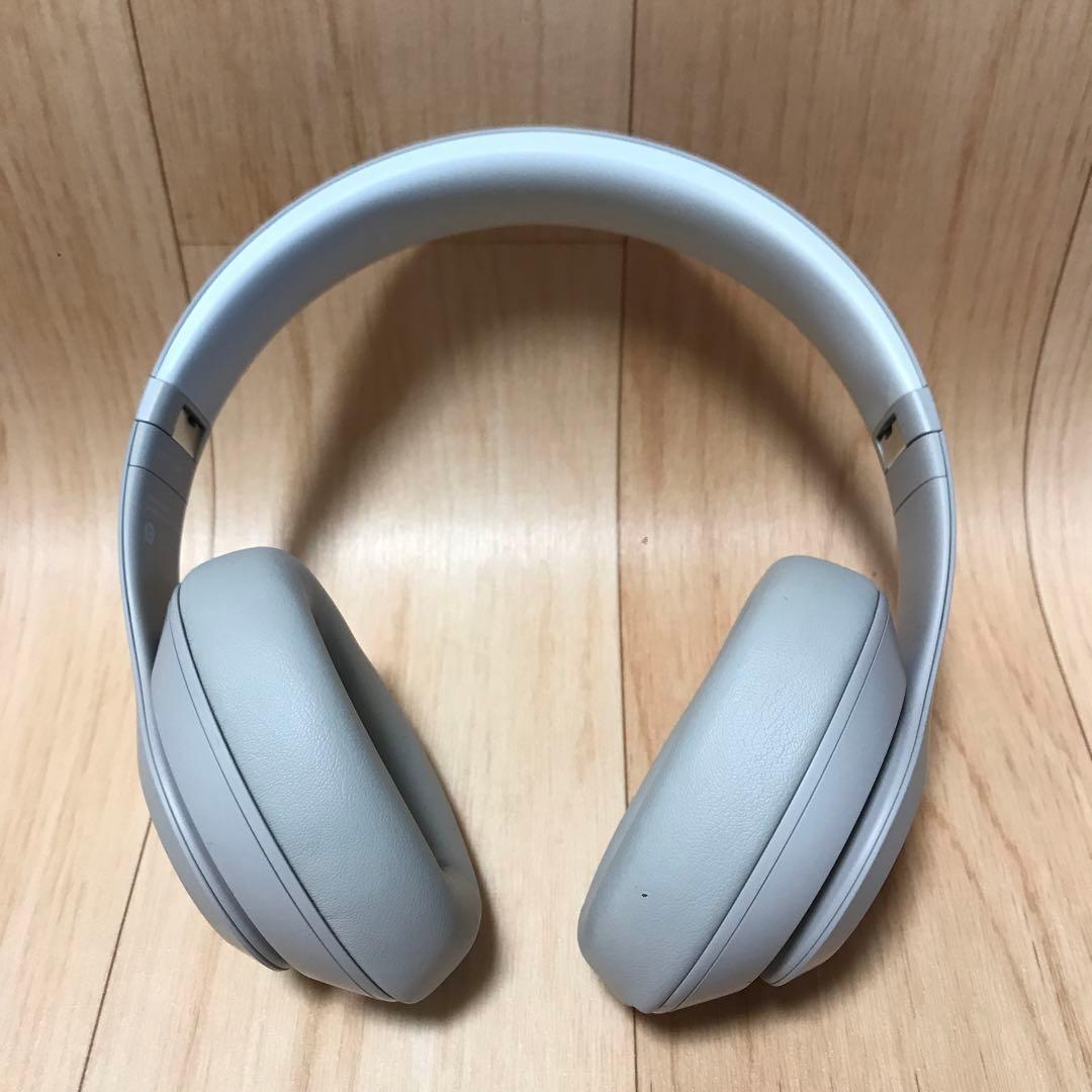 Beats Studio Pro サンドストーン