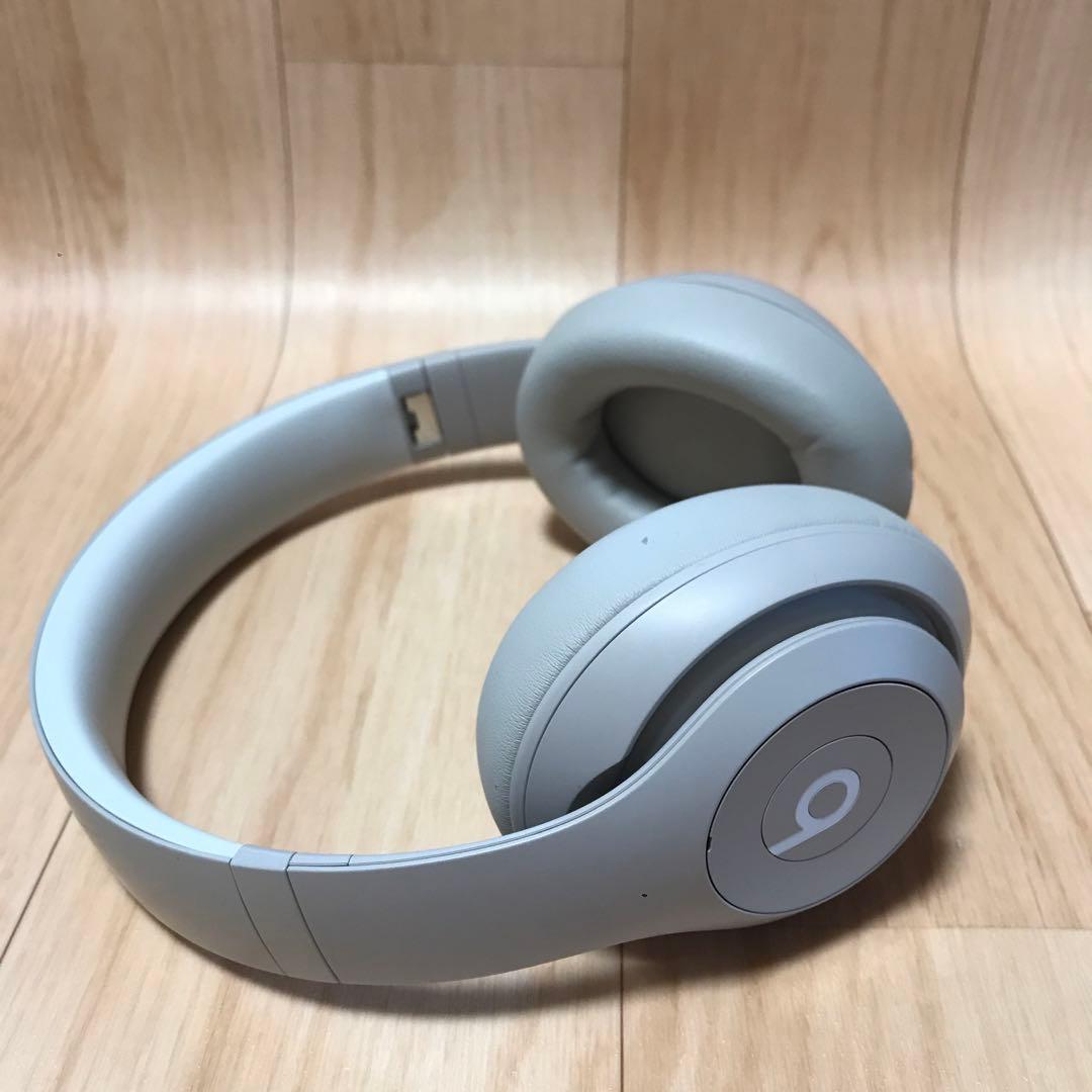 Beats Studio Pro サンドストーン