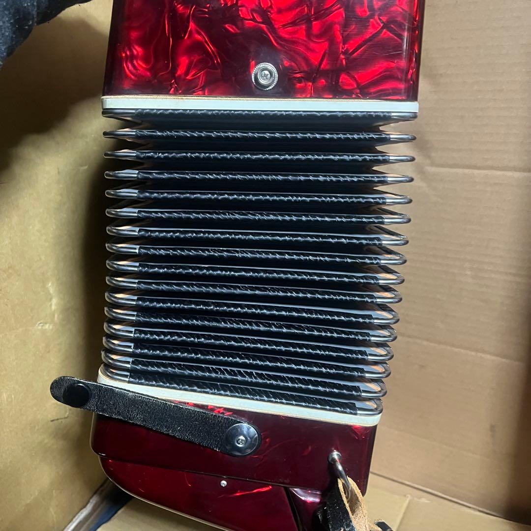 Tombo No.28アコーディオン 専用ハードケース付