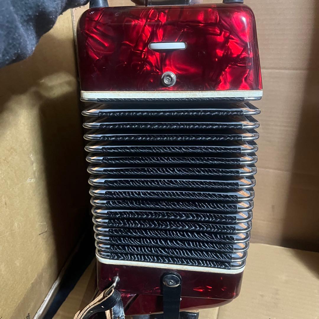 Tombo No.28アコーディオン 専用ハードケース付