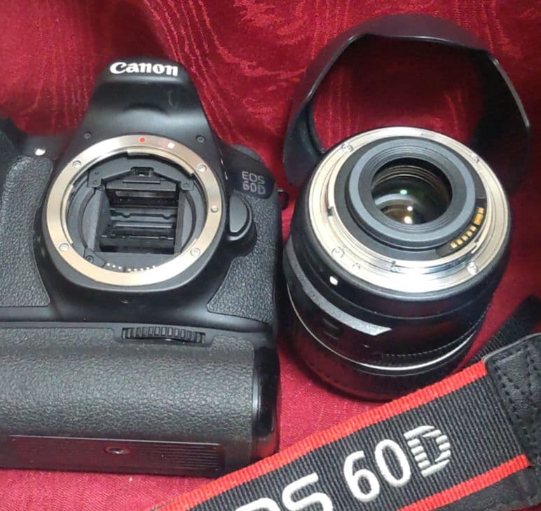 Canon EOS 60D デジタル＜美品/動作確認済＞＋純正バッテリーグリップ