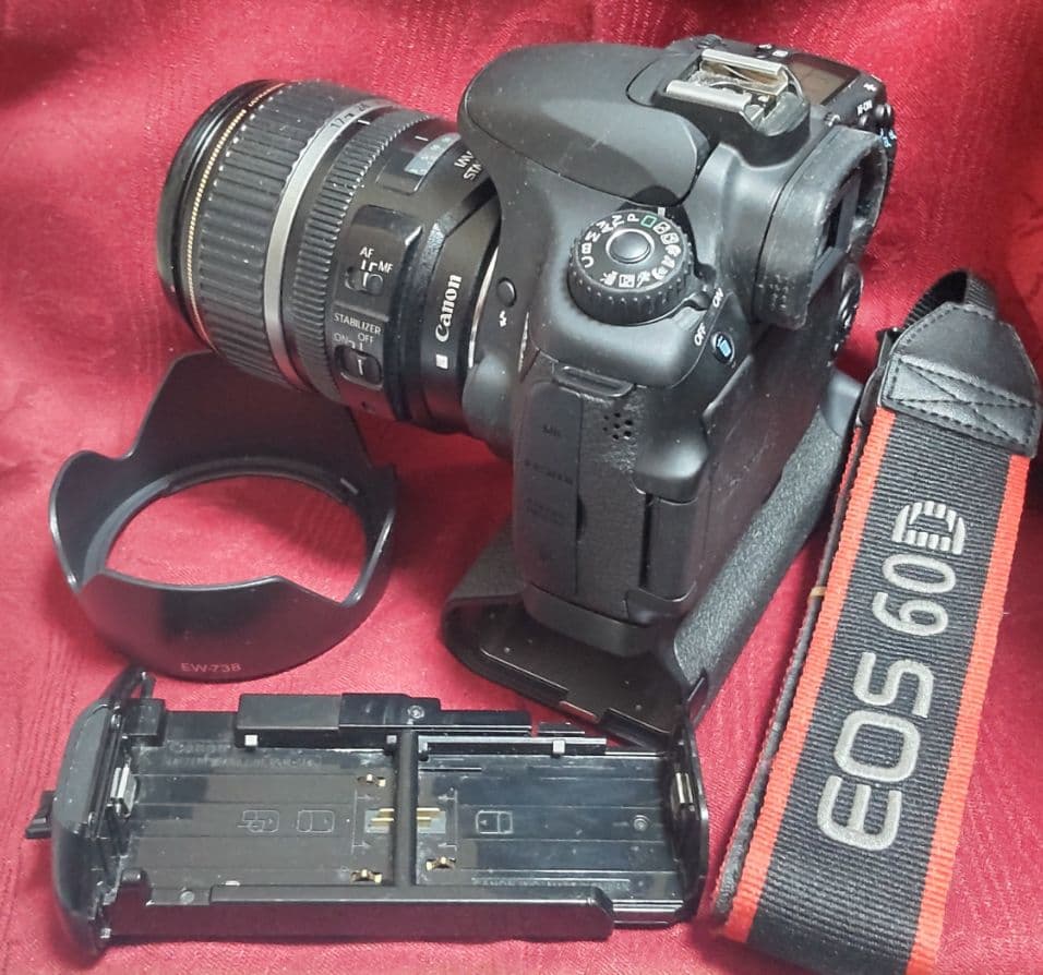 Canon EOS 60D デジタル＜美品/動作確認済＞＋純正バッテリーグリップ
