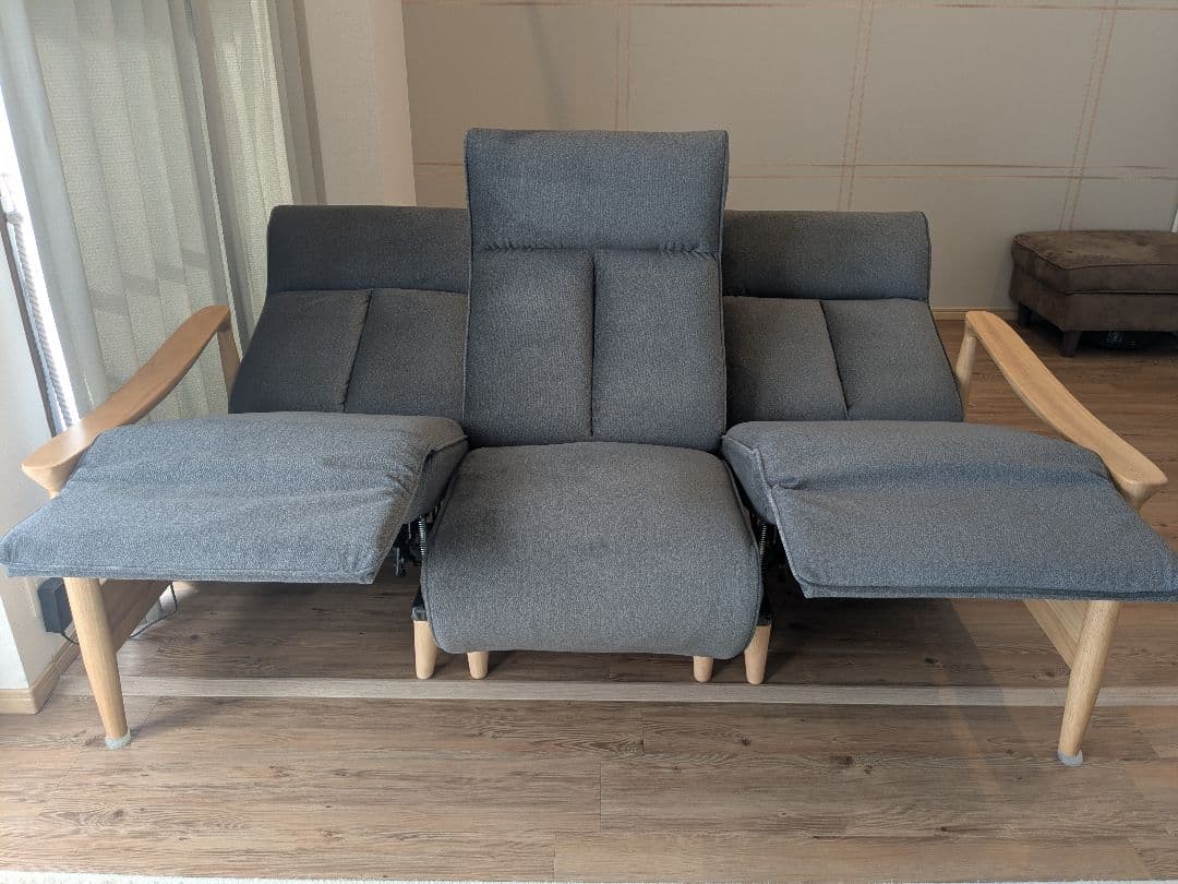 電動リクライニングソファ　サンキコーポレーション