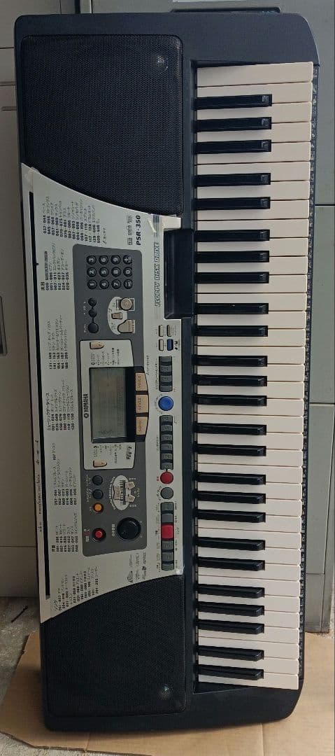 Yamaha　PSR-350　61鍵盤キーボード