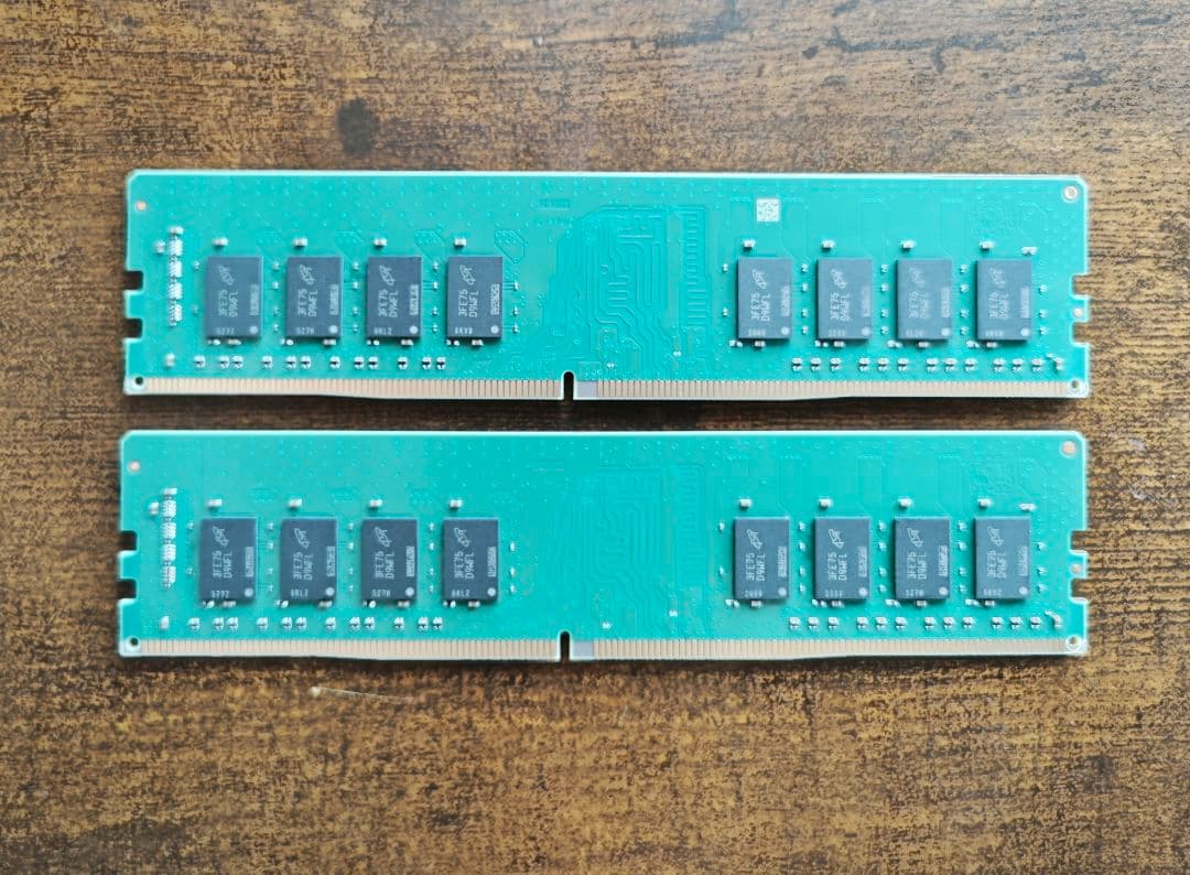 Crucial DDR4-3200 32GB (16GBx2) メモリ