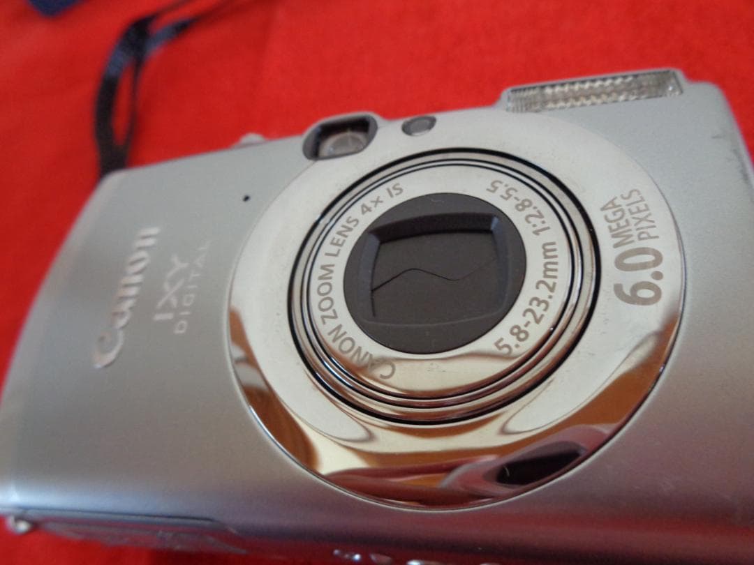 中古　Canon IXY800IS　6.0メガピクセル コンパクトデジタルカメラ