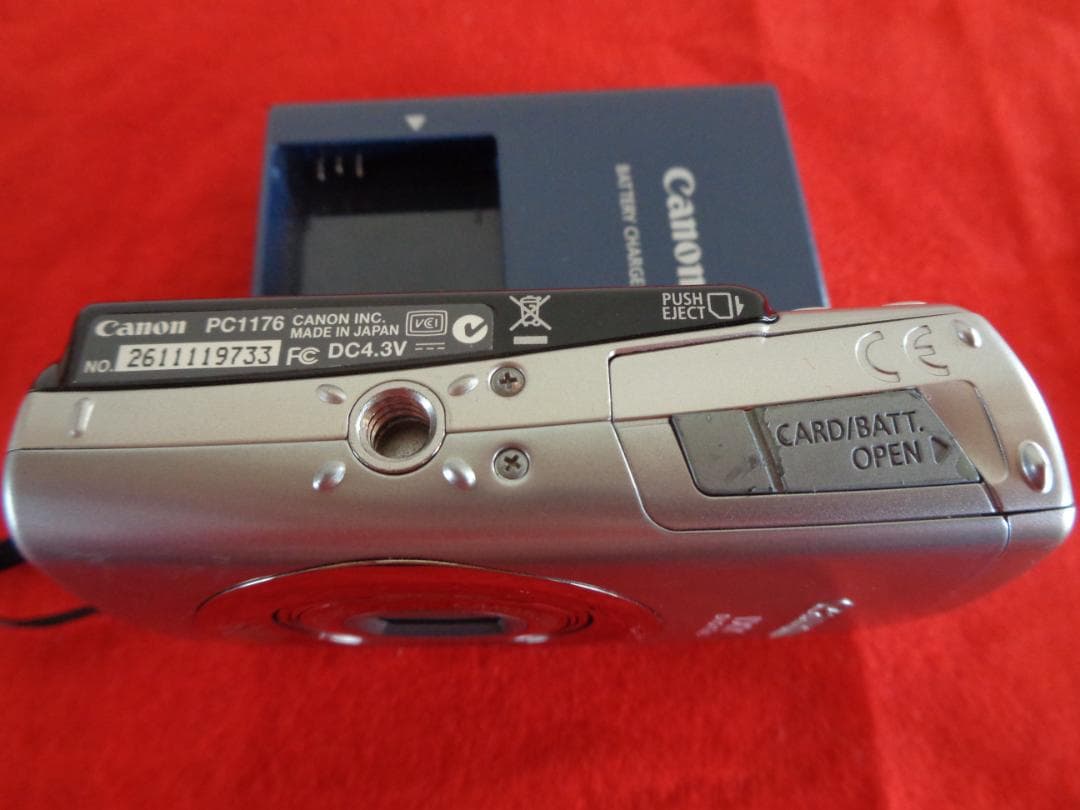 中古　Canon IXY800IS　6.0メガピクセル コンパクトデジタルカメラ