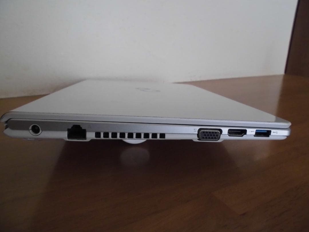 富士通 13.3\" SH75/M SSD128GB 8GB Win11