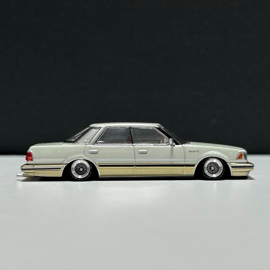 1/64 トミカリミテッドヴィンテージネオ　クラウン改