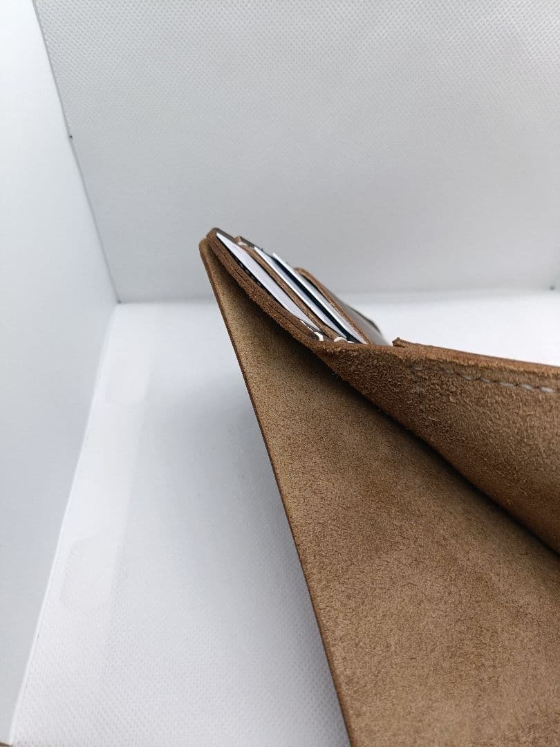 三つ折り財布 ブラウン×ブラック 新品未使用　ミドルウォレット　本革