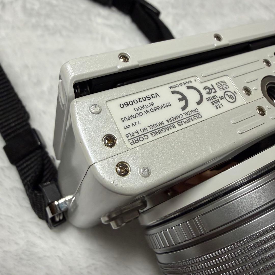 OLYMPUS PEN Lite E-PL6ダブルズームキット