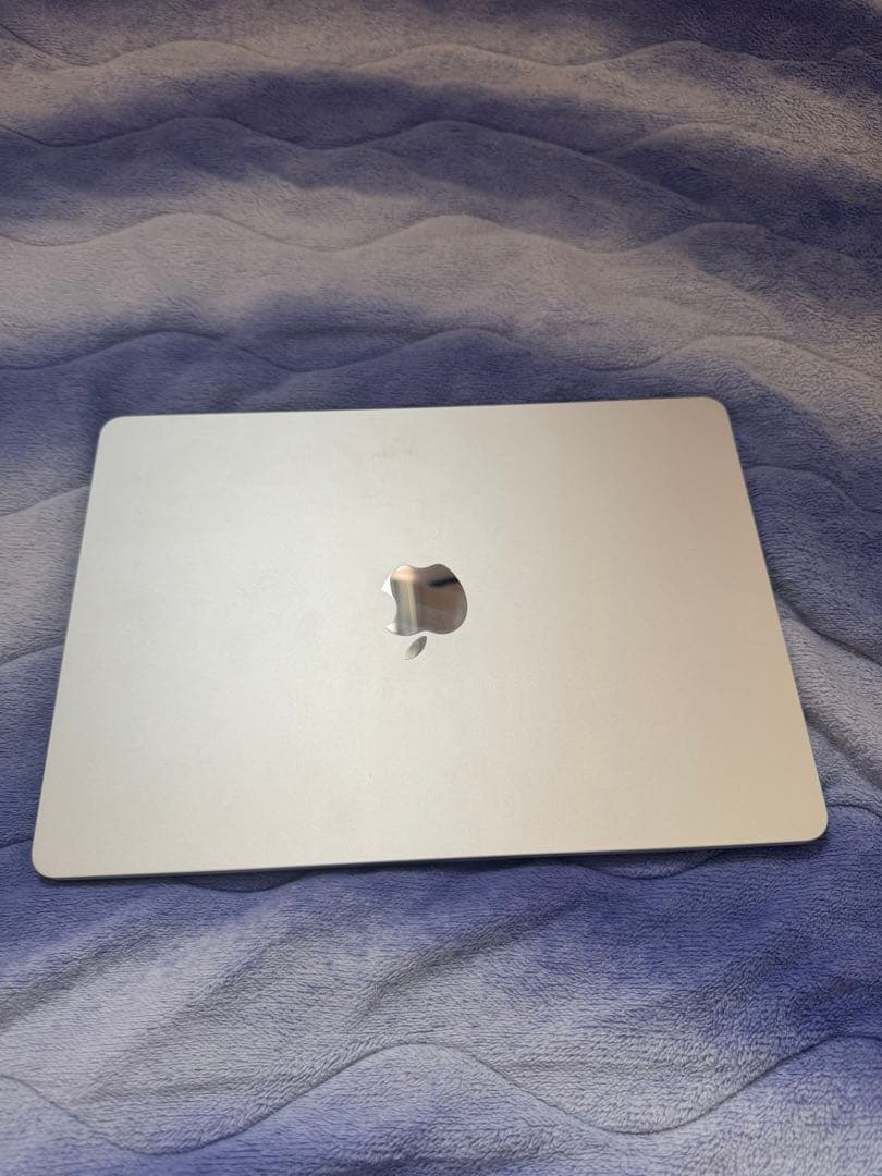MacBook Air M4 256GB 13インチ 16GBシルバー
