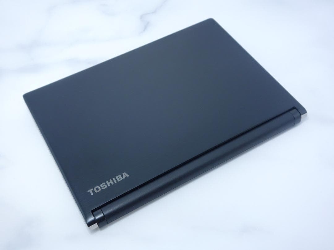 東芝 dynabook R73/D i5 6200U 8GB SSD128GB