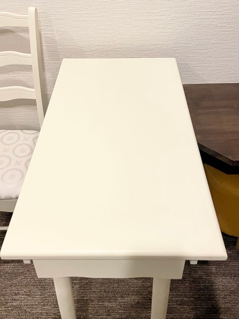 【別出品の椅子と同時購入してください】※猫脚木製机 テーブル　アンティーク調