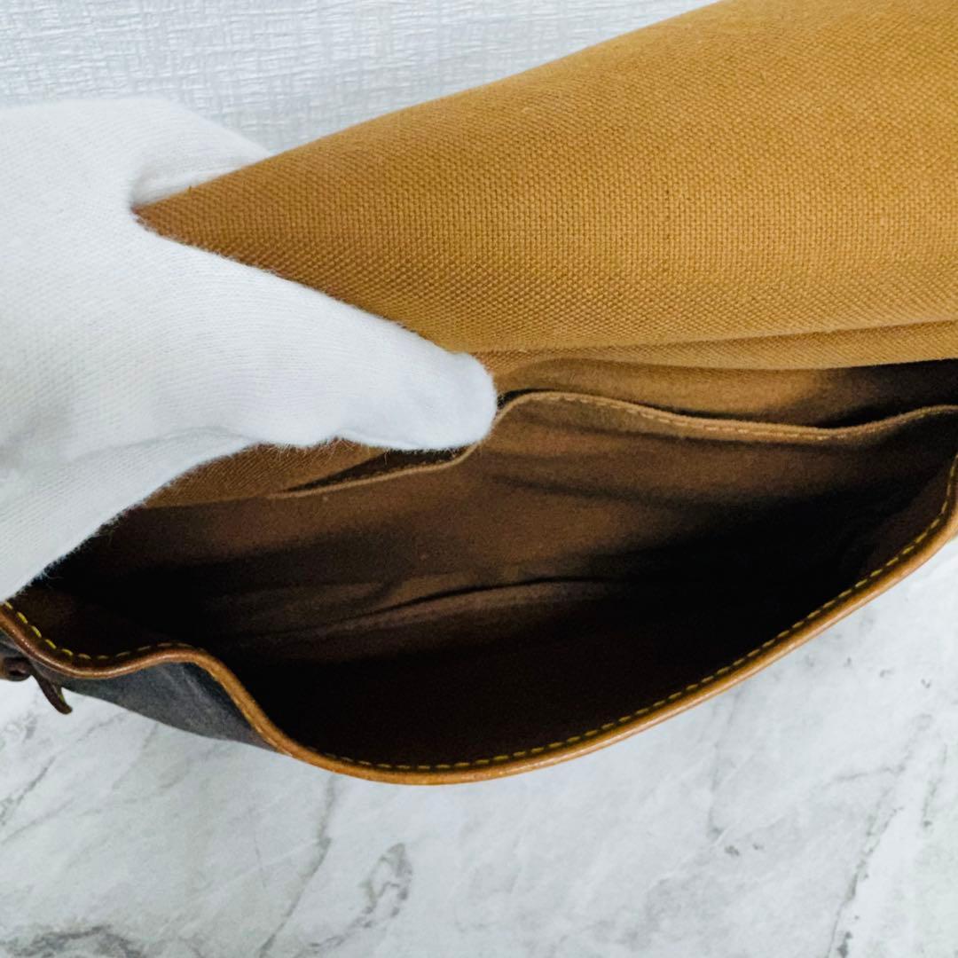 ✨LOUIS VUITTON✨ルイヴィトン✨LV✨ソミュール✨ショルダーバッグ✨