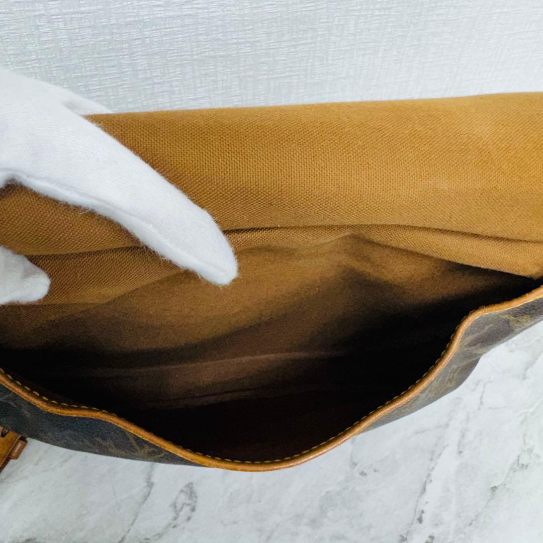 ✨LOUIS VUITTON✨ルイヴィトン✨LV✨ソミュール✨ショルダーバッグ✨