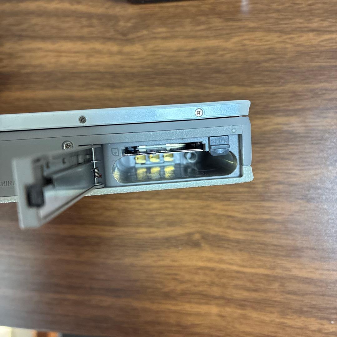 [美品] CASIO デジタルカメラ EXILIM EX-ZR50 ホワイト