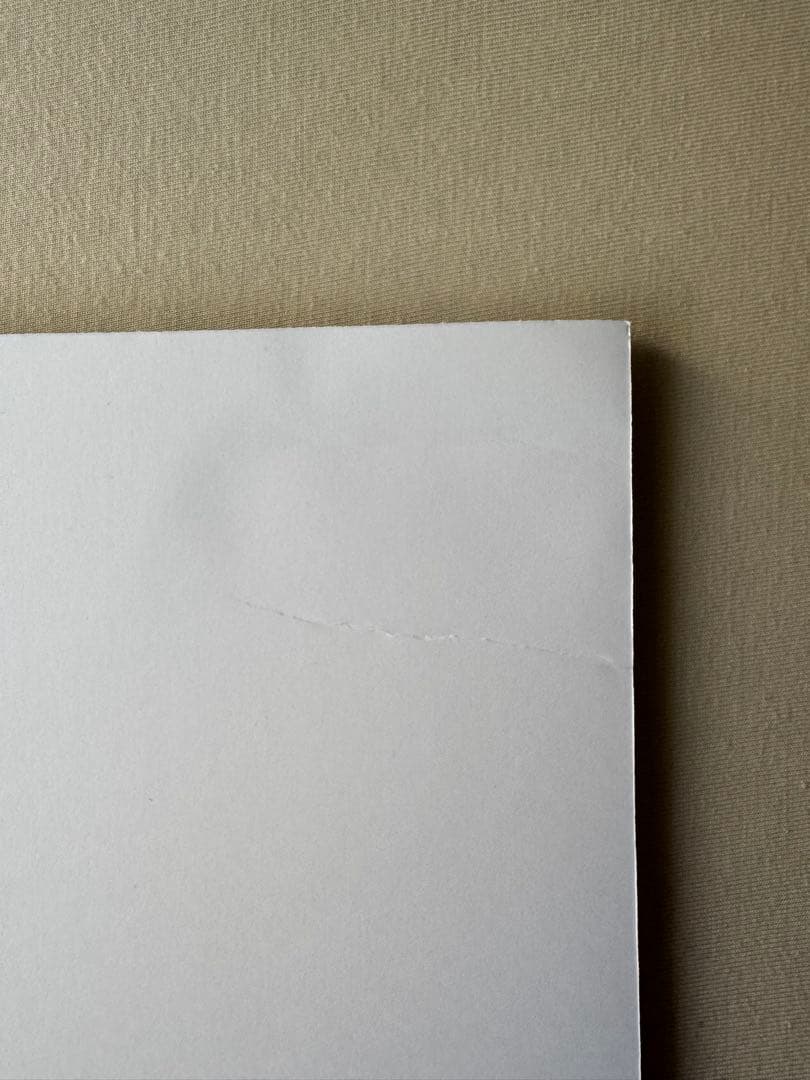 x*x様 岩本蓮加 写真集サインパネル2点