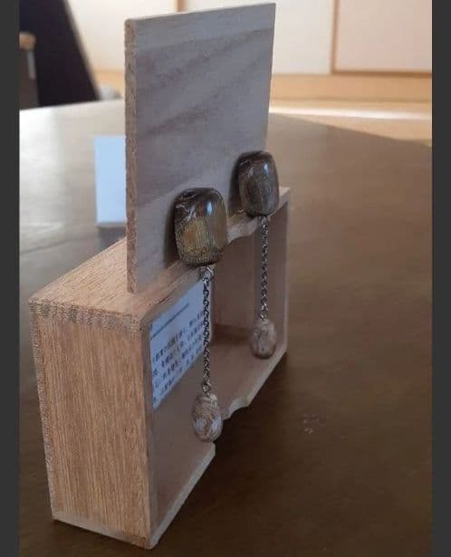 200.世界にひとつだけ 青珊瑚(レインボーコーラル)のイヤリング 希少品