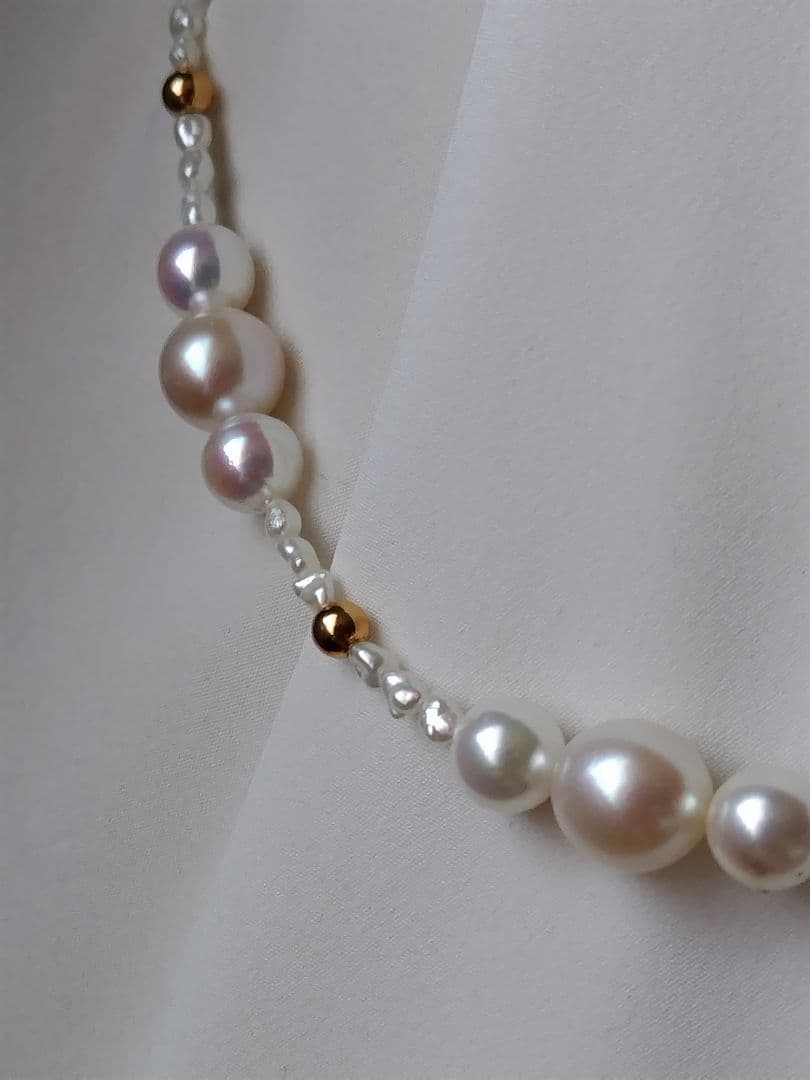 ２種類のアコヤ真珠と、あこや芥子パールの、ネックレス