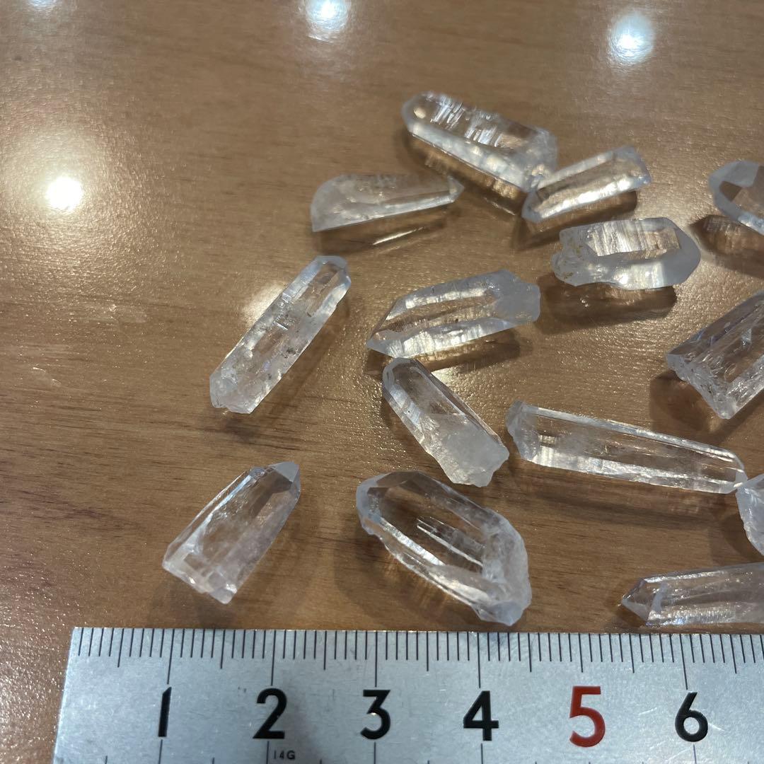 【国産鉱物】乙女鉱山産　水晶22本セット