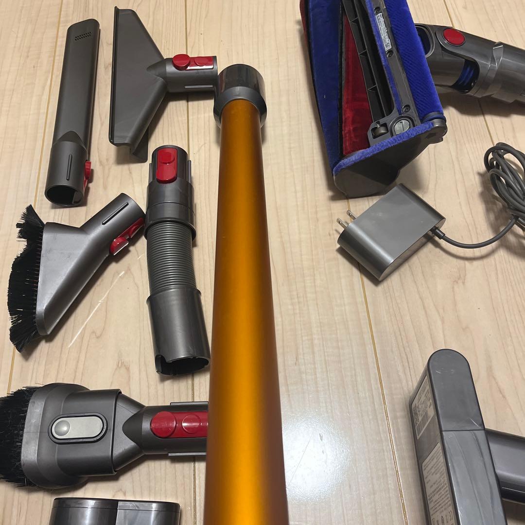 ⑧ すぐ使える！動作品！dysonダイソンコードレスクリーナー純正SV10K