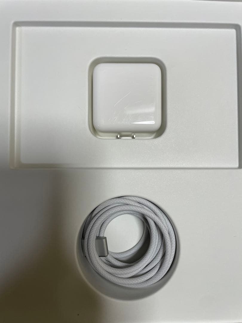 美品 MacBook Air M3 13インチ 16GB 512GB