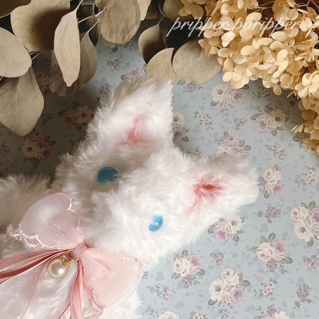 sample 硝子の瞳をもつ　こねこのあみぐるみ　ぬいぐるみ　白猫