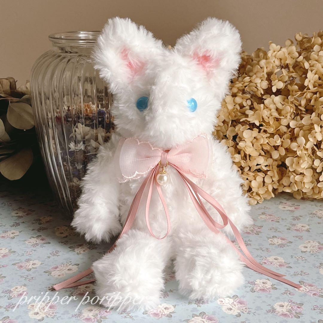 sample 硝子の瞳をもつ　こねこのあみぐるみ　ぬいぐるみ　白猫