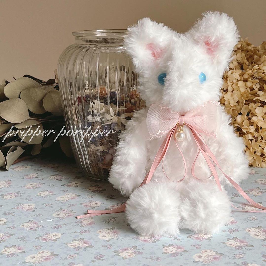 sample 硝子の瞳をもつ　こねこのあみぐるみ　ぬいぐるみ　白猫