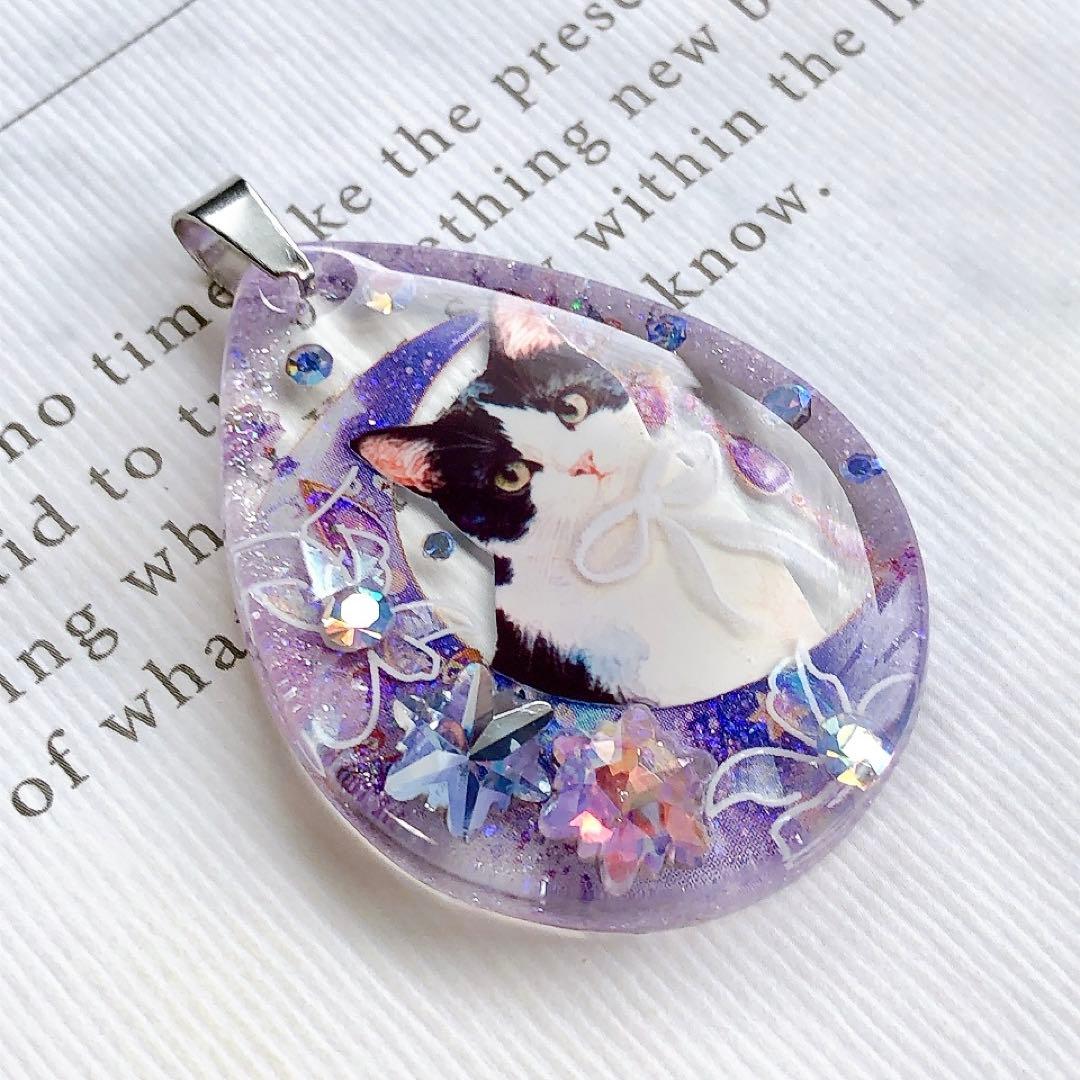 同梱値引100円❤️No.2473 レジン ペンダントトップ 猫 ネコ ねこ ♡