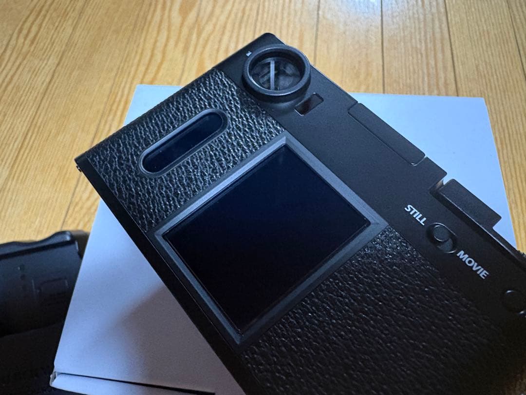 最終価格 美品 充電器 フィルター付 Fujifilm X-HF1 X harf