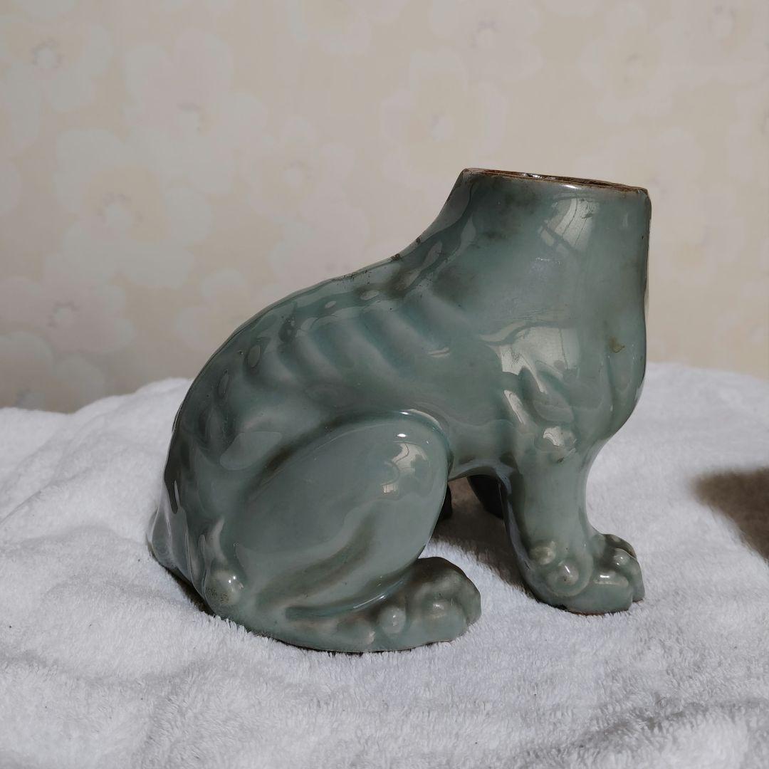 青磁　獅子　置物