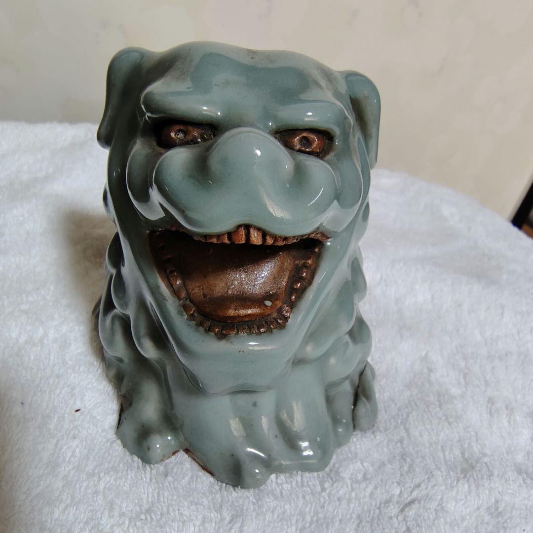 青磁　獅子　置物