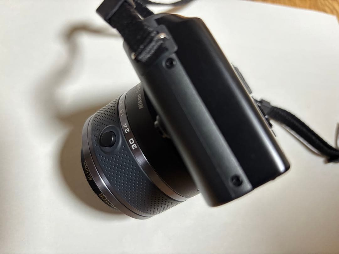【最終値下げ】Nikon 1 J1 ショット回数1,207回　状態確認ください